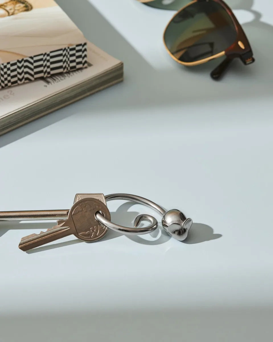 Alessi — Pip FGO02 | Portachiavi in acciaio inox lucido — dettaglio