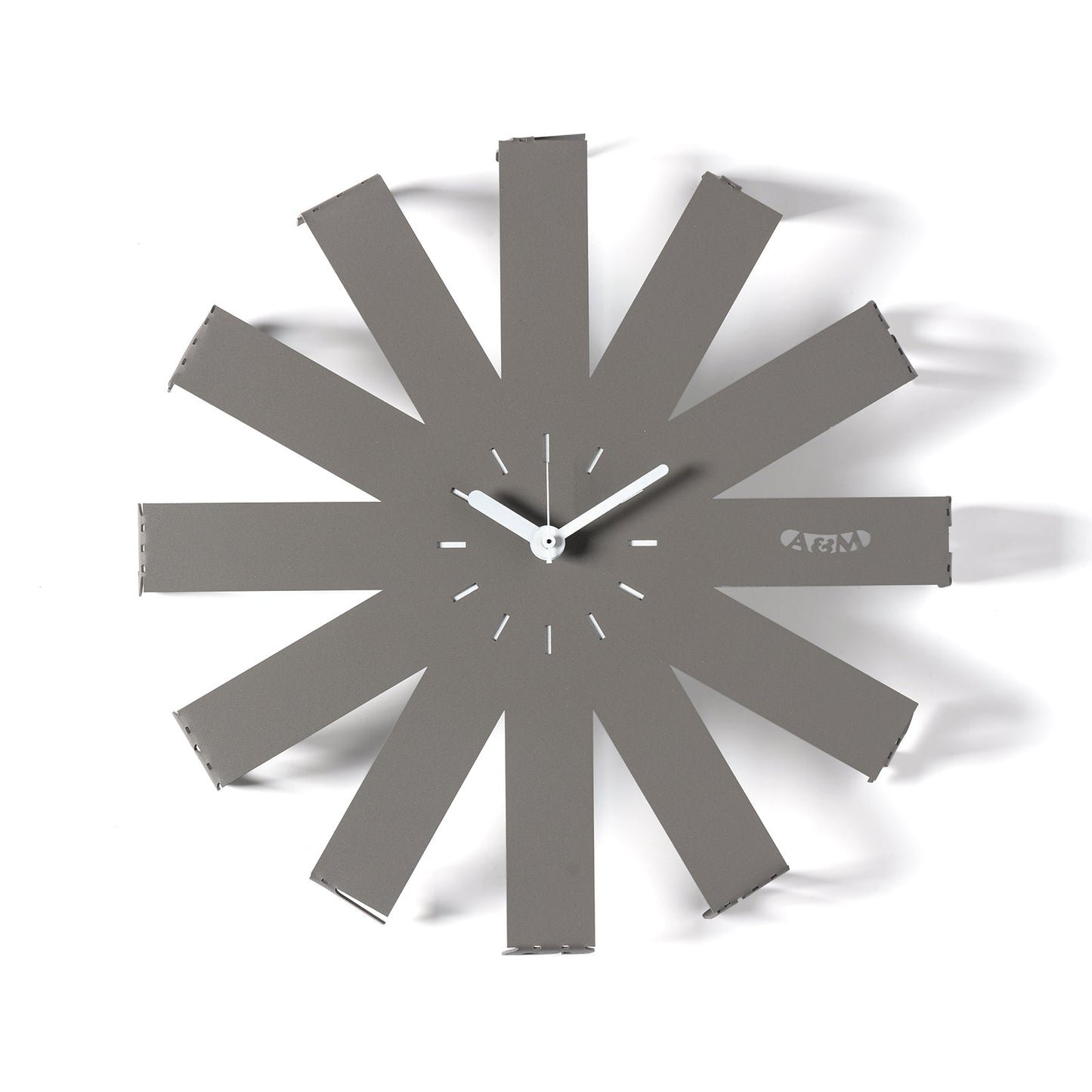 Arti & Mestieri orologio da parete Lumor fango bianco marmo ferro lavorato artigianalmente