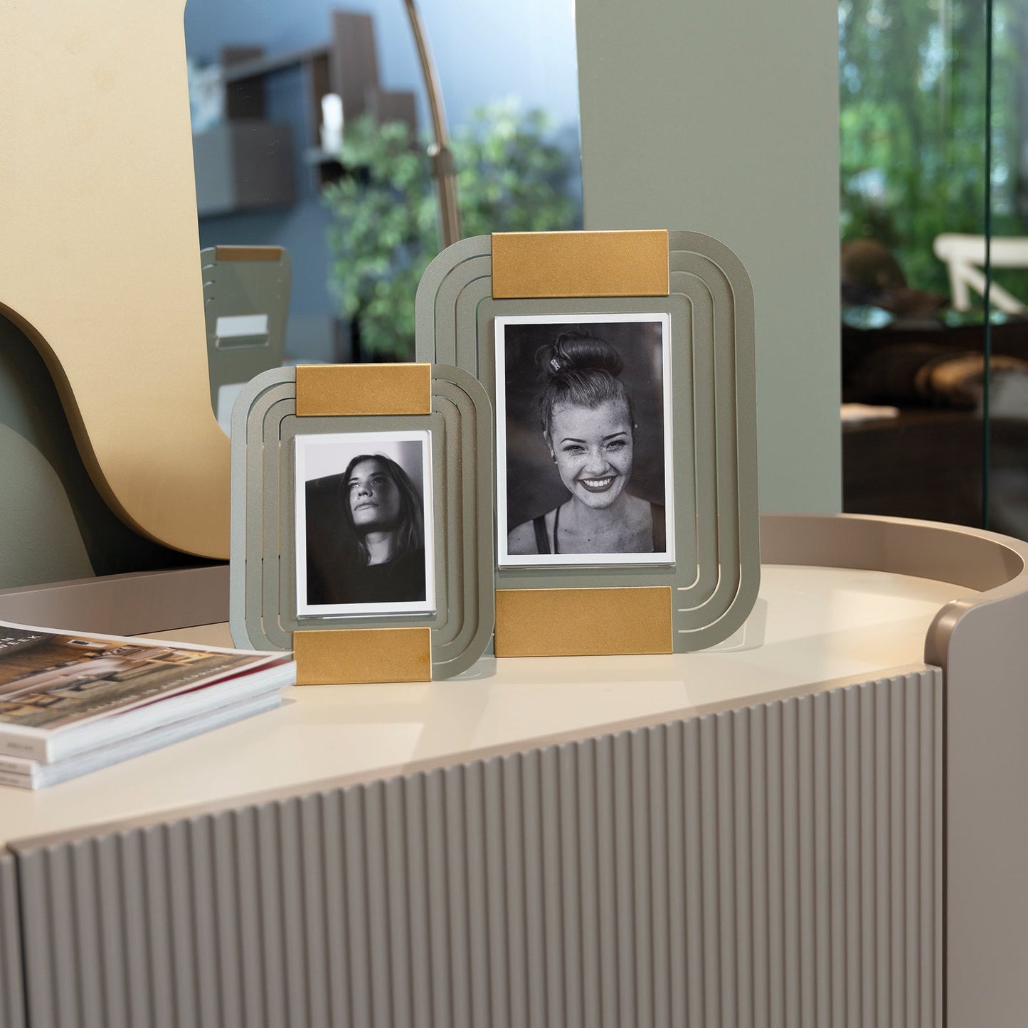 Arti & Mestieri - Portafoto Di Design Tudor Grande