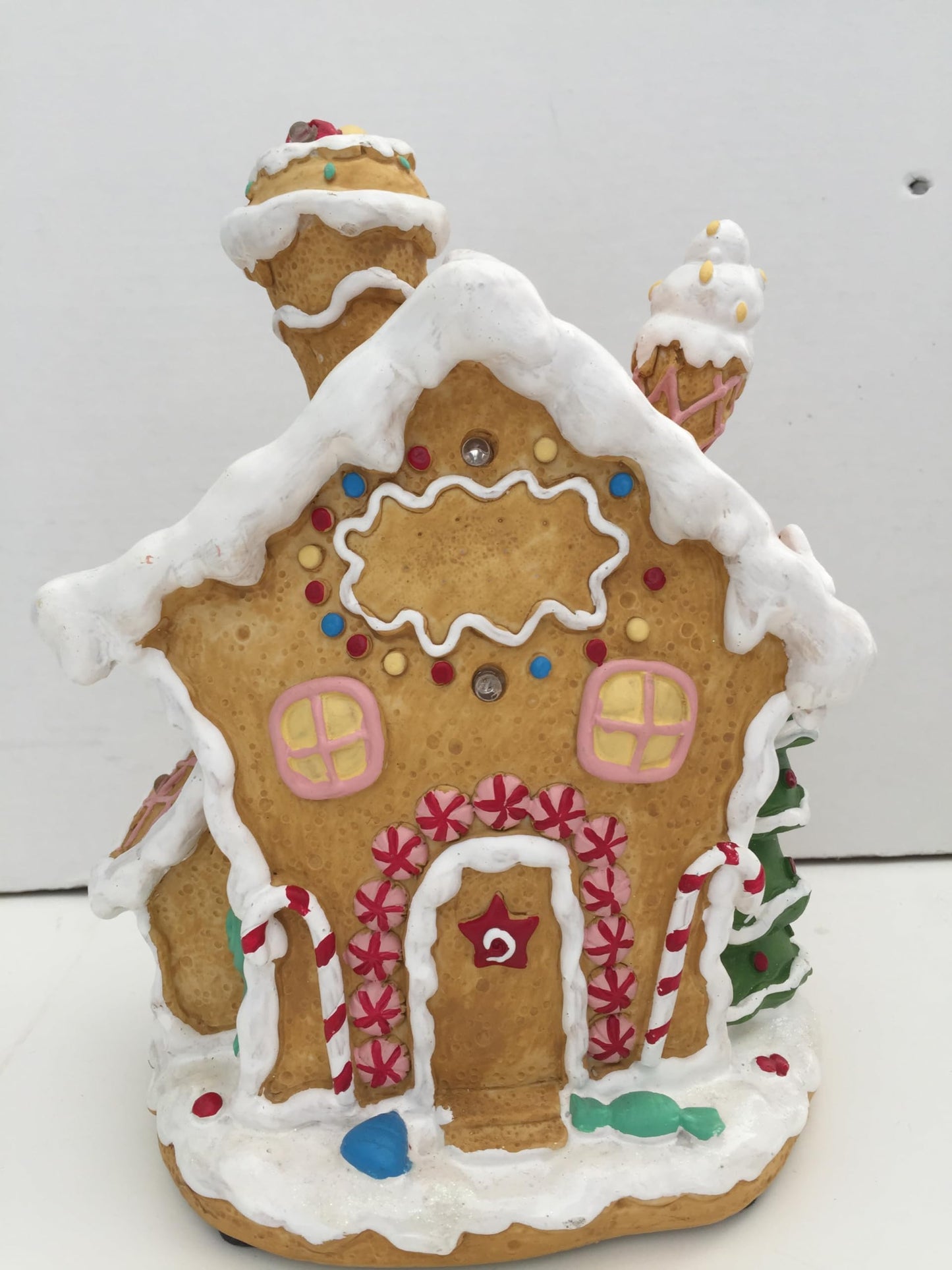 Casetta Musicale e Luminosa 22x17