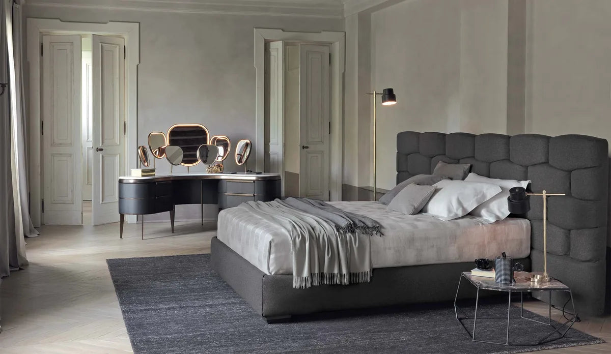 Flou Majal Testata Larga - Letto matrimoniale con testata tessile intrecciata design Carlo Colombo
