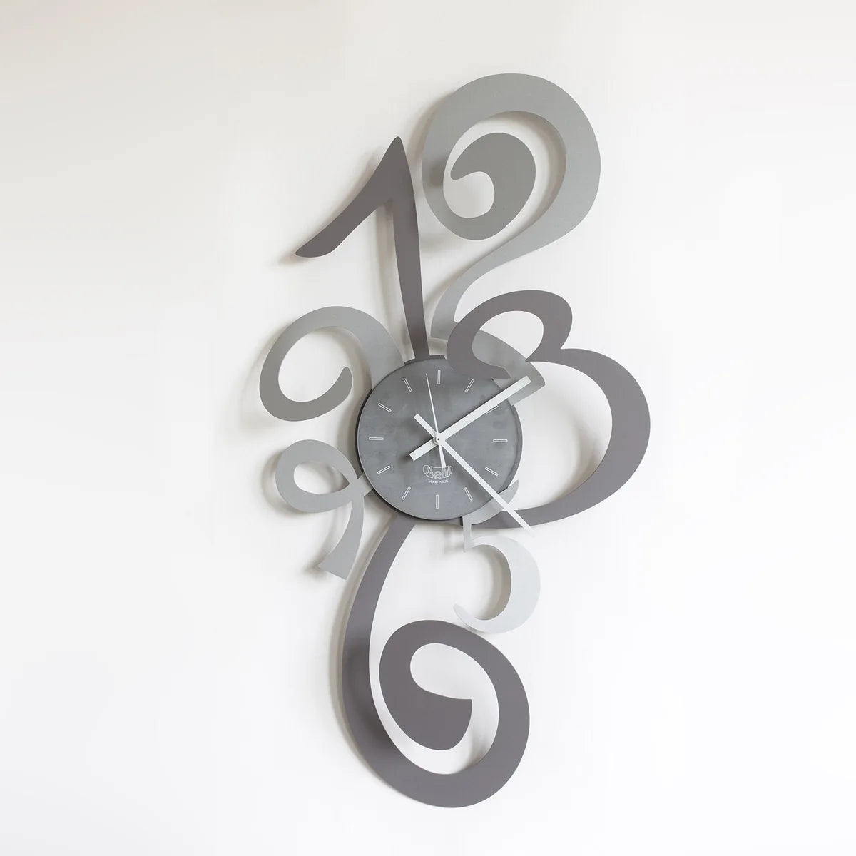 Arti & Mestieri orologio da parete moderno Truciolo ferro Ardesia Alluminio