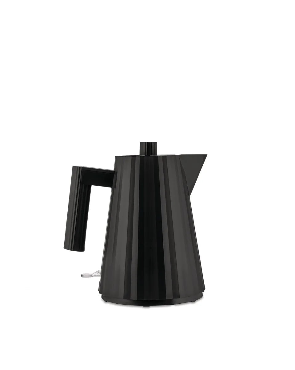 Alessi — Plissé MDL06 MDL06/1BUK | Bollitore elettrico nero De Lucchi — design italiano Alessi