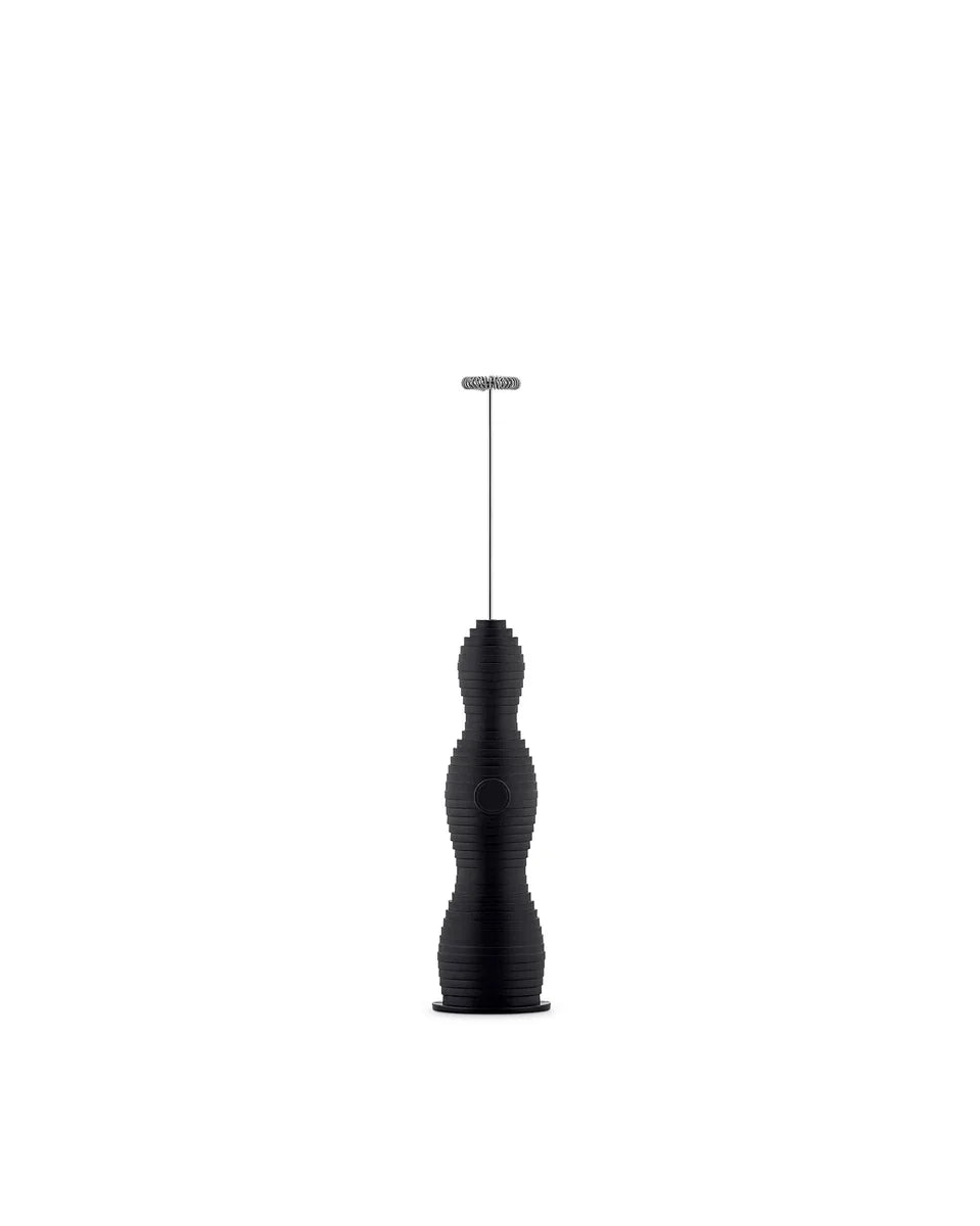 Alessi — Pulcina MDL11 B | Frullino montalatte nero De Lucchi — design italiano Alessi