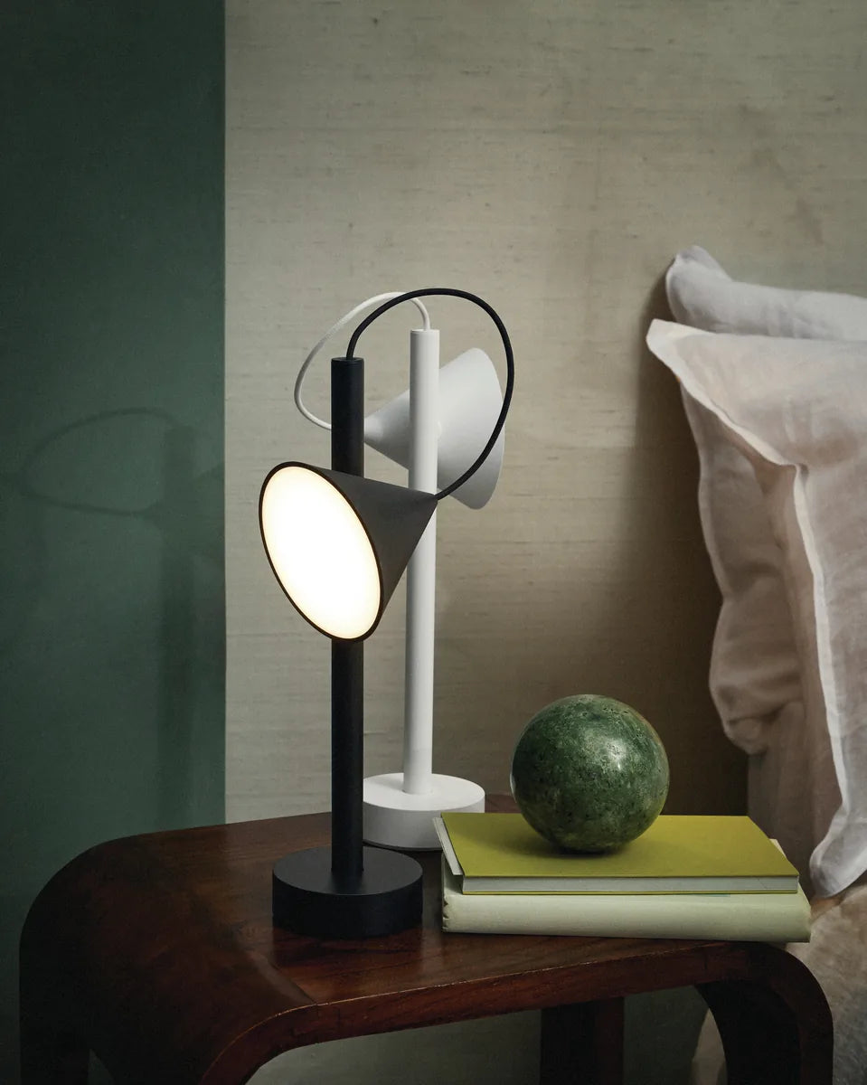 Alessi — Tsumiki ME01 DAZ | Lampada portatile blu in metallo e resina — vista principale