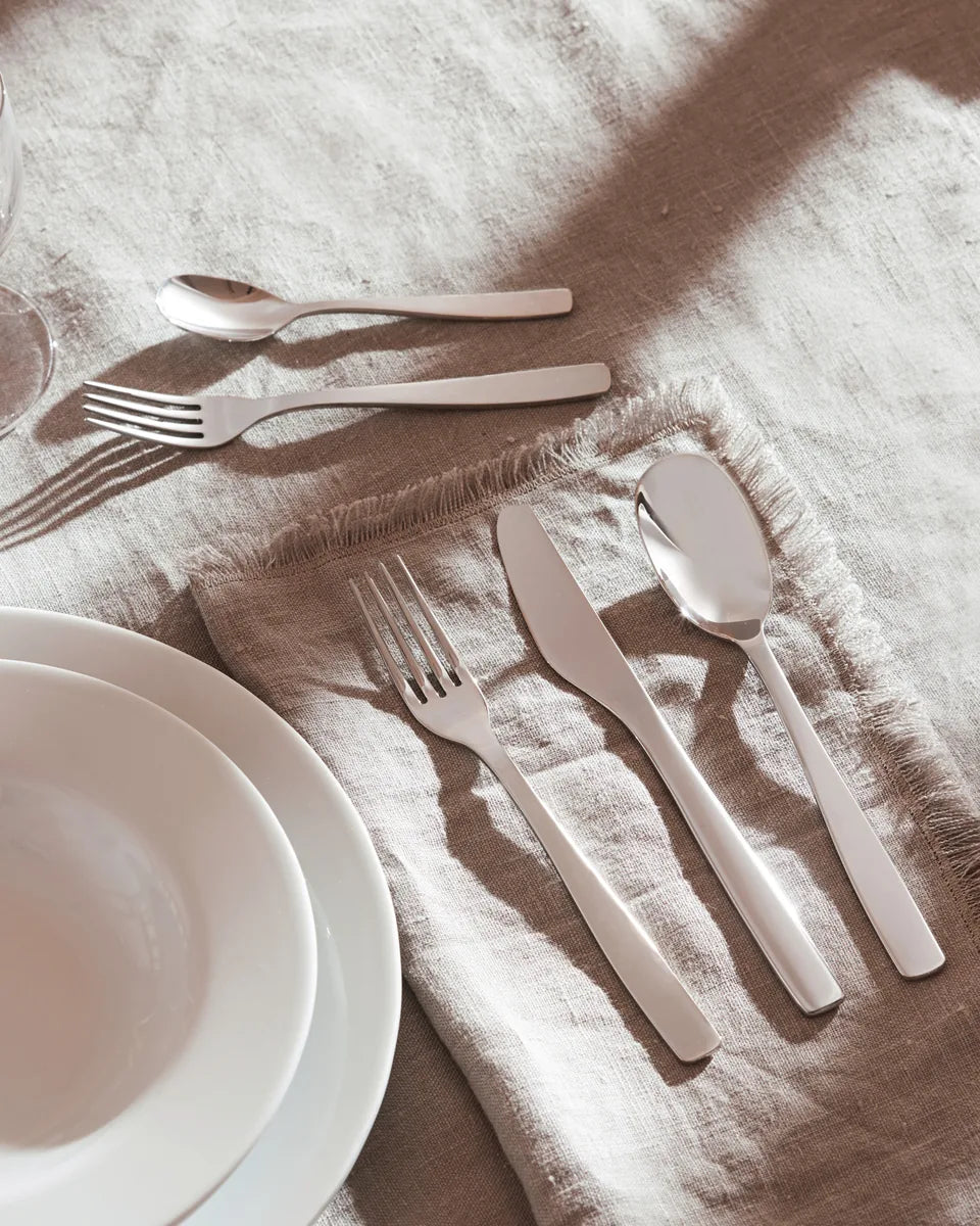 Alessi — KnifeForkSpoon AJM22/3M S | Coltello monoblocco Jasper Morris — vista principale
