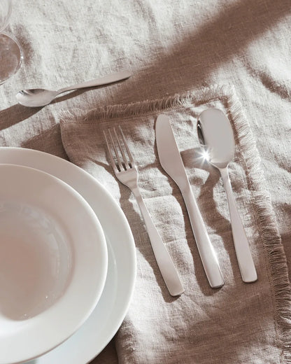 Alessi — KnifeForkSpoon AJM22/4 | Cucchiaio dessert Jasper Morrison — vista principale