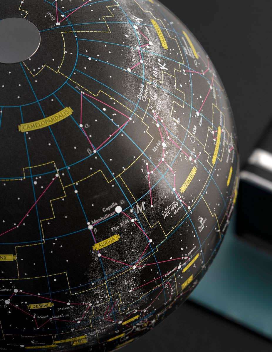 Atmosphere NG Heavens Posh Edition — globo celeste con nomenclatura astronomica e topografia dettagliata
