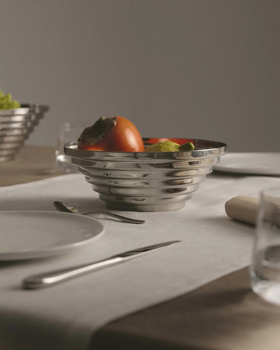 Alessi — Maya 7320/25 | Cestino rotondo in acciaio inox lucido — dettaglio
