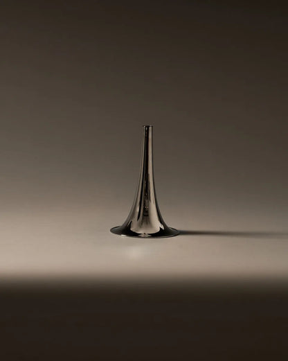 Alessi — Trumpet ITM04 BR | Vaso in ottone tornito Il Tornitore Matto — dettaglio