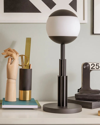 Alessi — AR04 G | Lampada da tavolo Aldo Rossi in alluminio grigio — vista principale