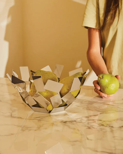 Alessi — La Stanza dello Scirocco MT02 W | Fruttiera bianca Trimarchi — dettaglio