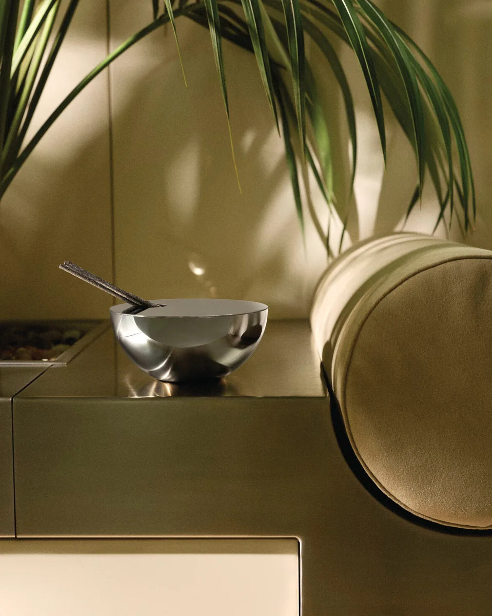 Alessi — Amber MA04 3S | Diffusore Anastassiades in acciaio — dettaglio