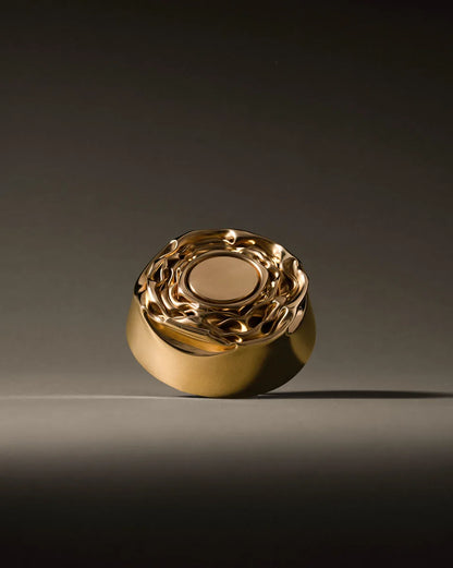 Alessi — Compressioni ITM17 | Contenitore in ottone tornito — ambientazione