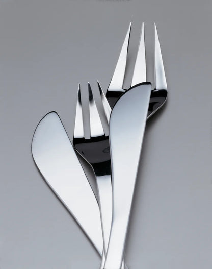 Alessi — Colombina FM06S16 | Servizio posate 16 pz Fuksas — dettaglio