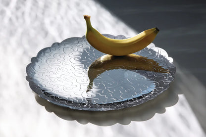 Alessi — Dressed MW07 | Vassoio rotondo in acciaio inox — ambientazione