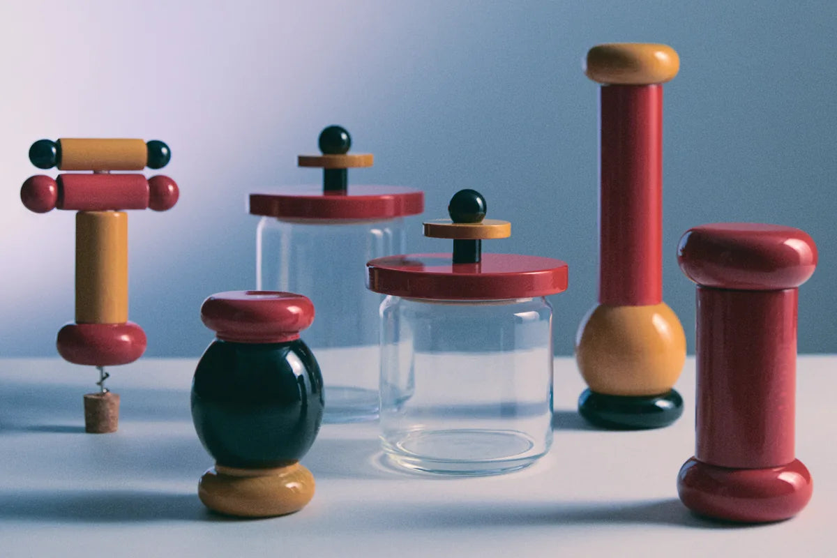 Alessi — ES17 2 | Cavatappi in legno di faggio Sottsass — ambientazione