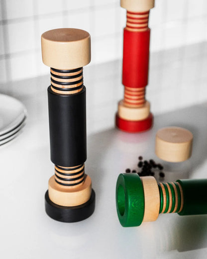 Alessi — MP0215 1 | Macinasale e pepe in acero di Sottsass — dettaglio