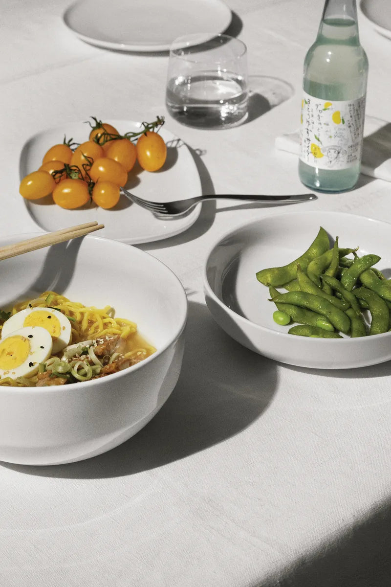 Alessi — Itsumo NF07/54 | Coppetta in porcellana bianca Fukasawa — ambientazione