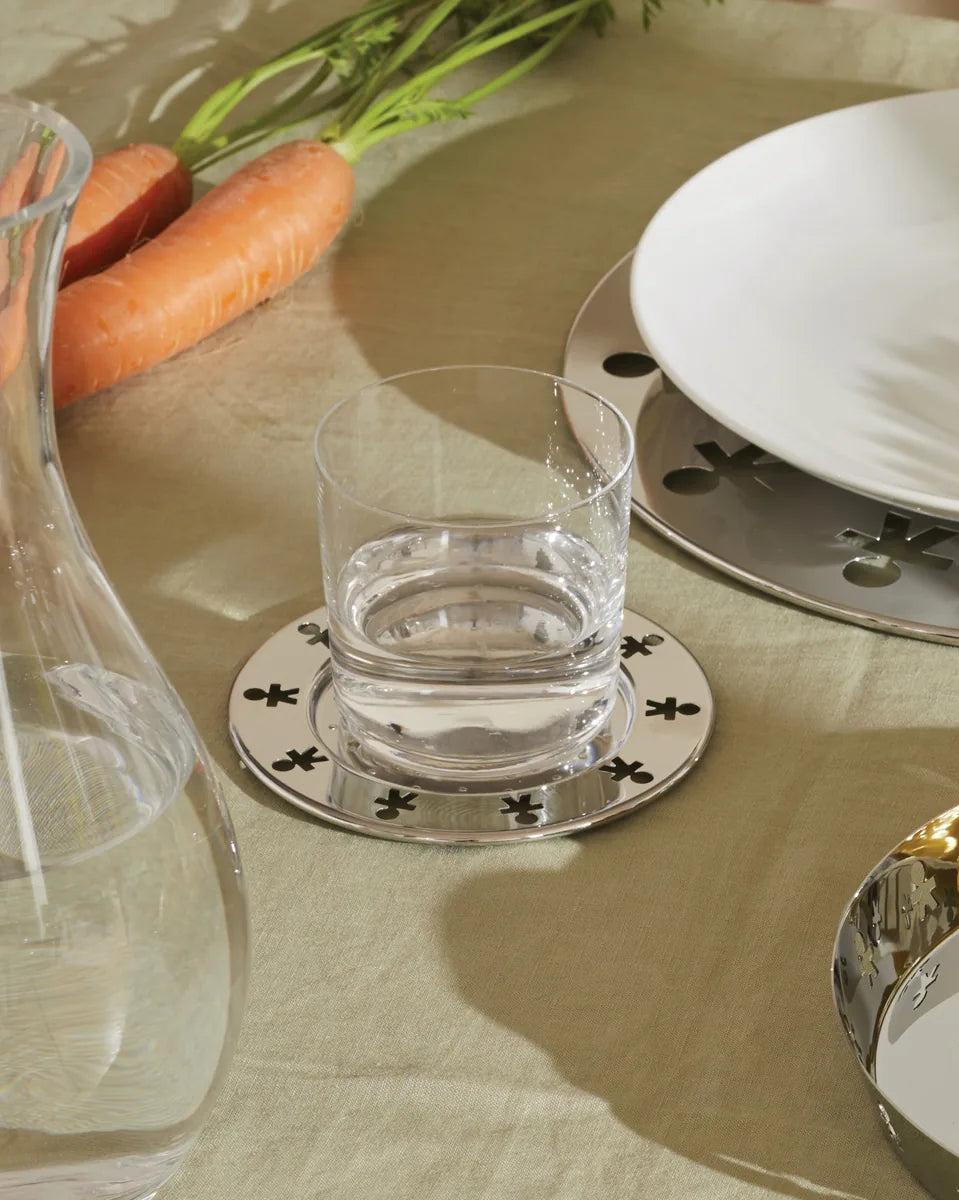 Alessi — Mini Girotondo AKK80/13 | Sottobicchieri in acciaio 18/10 — ambientazione