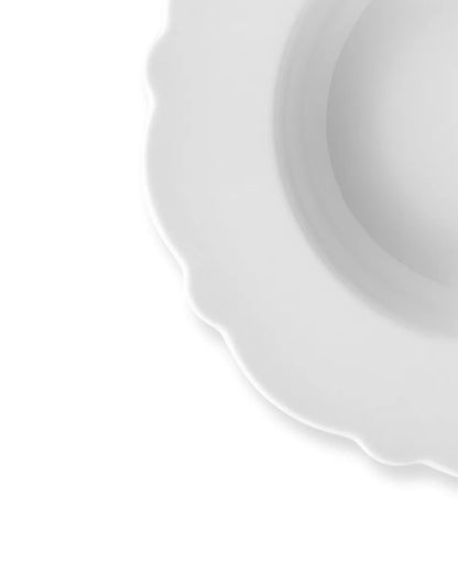Alessi — Dressed MW01/2 | Piatto fondo in porcellana bianca — ambientazione