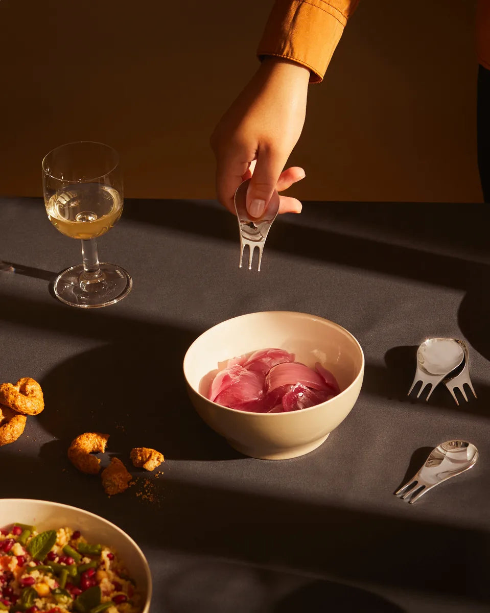 Alessi — Moscardino GIMR01 | Posata multiuso in acciaio inox 18/10 — dettaglio