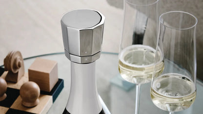 Alessi — Eugenia NF11 | Tappo Champagne in Acciaio Inox — ambientazione