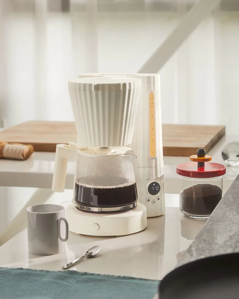 Alessi — Plissé MDL14 MDL14 W/CH | Caffettiera a filtro di De Lucchi — vista laterale