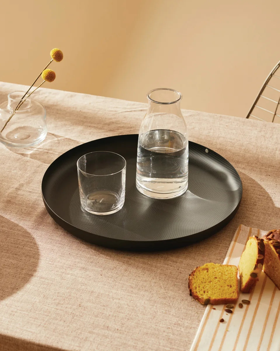 Alessi — JM14/35 L | Vassoio rotondo in acciaio inox lucido — dettaglio