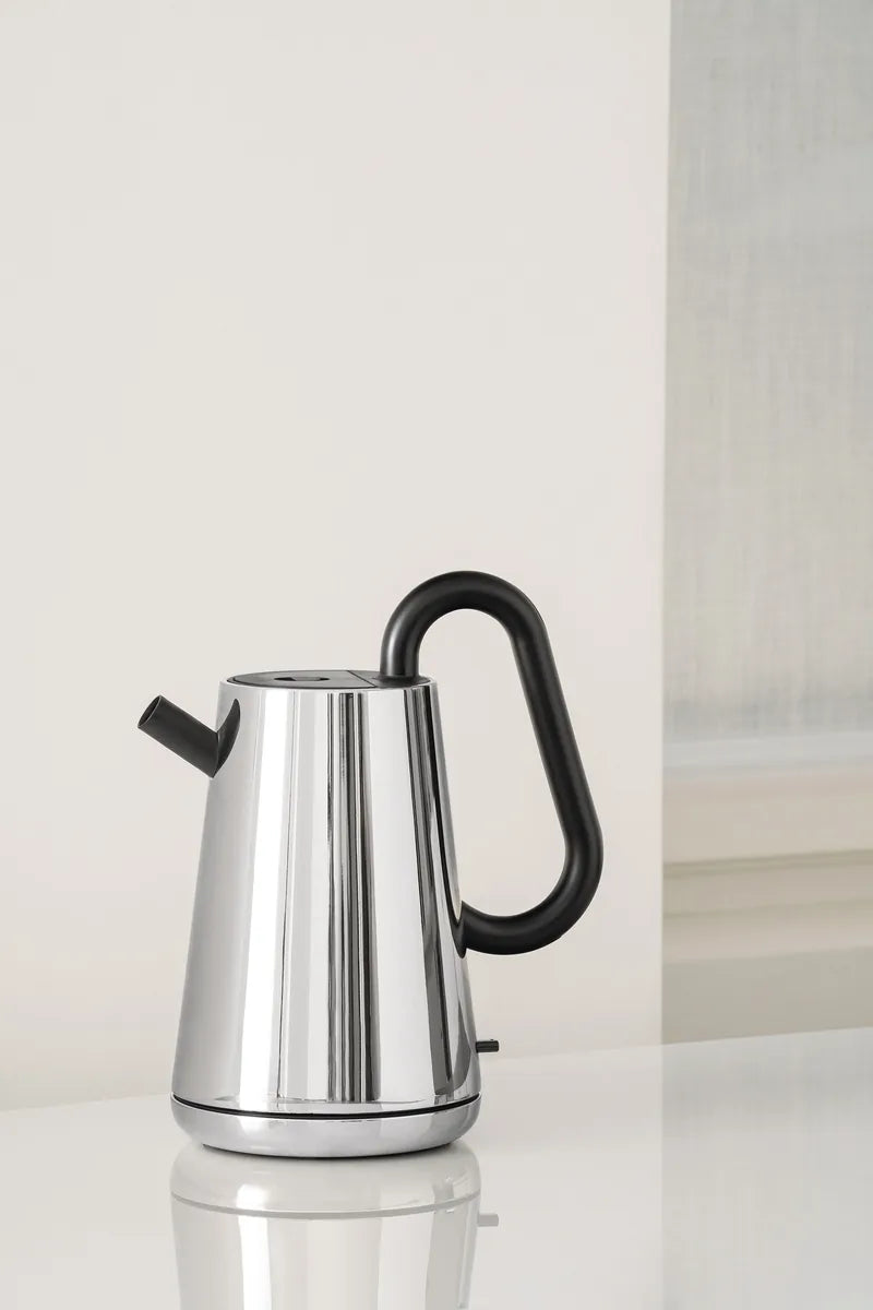 Alessi — Toru NE01 B/CH | Bollitore elettrico Nendo in acciaio inox — dettaglio