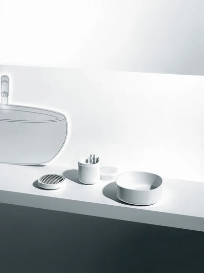 Alessi — Birillo PL04 W | Portasapone Lissoni in PMMA e acciaio — vista laterale