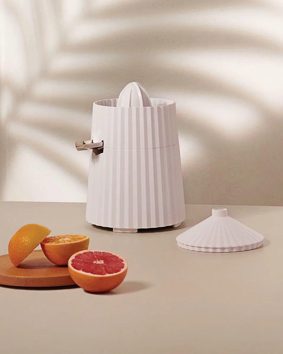 Alessi — Plissé MDL07 B | Spremiagrumi elettrico nero De Lucchi