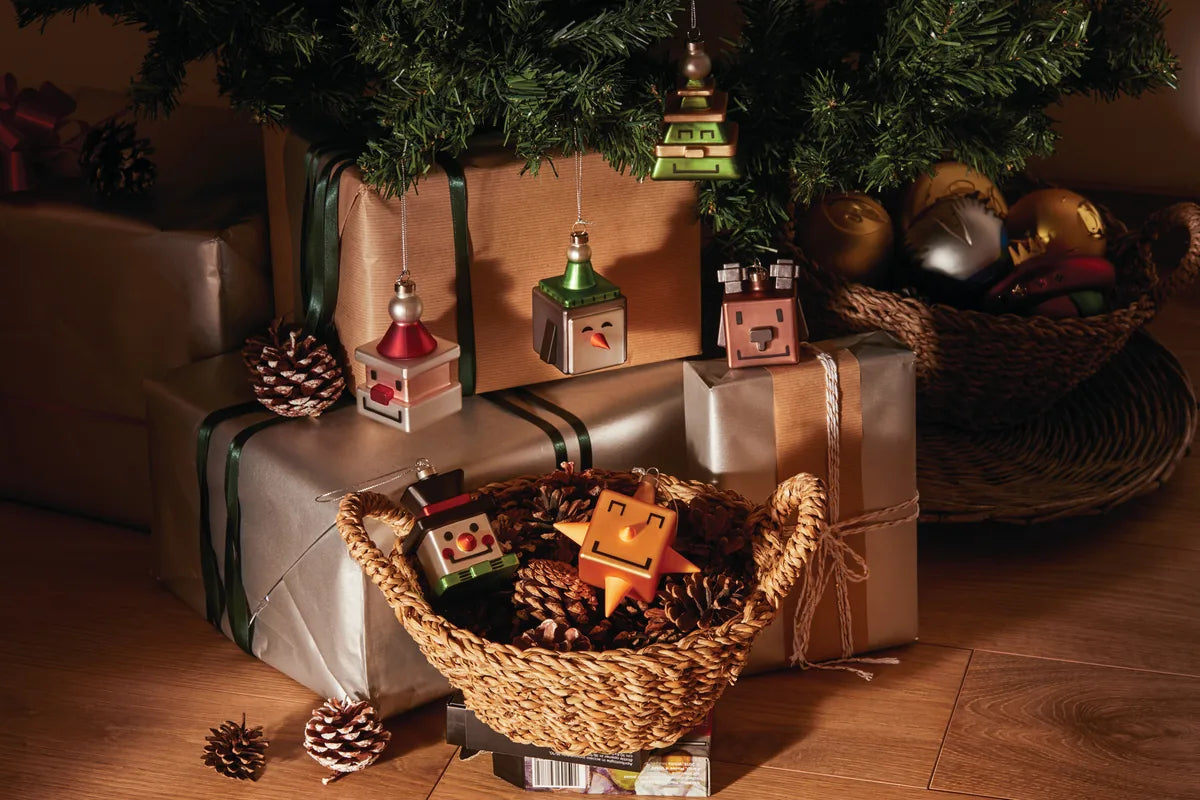 Alessi — Santa Cube GJ02 1 | Decorazione natalizia in vetro soffiato — ambientazione