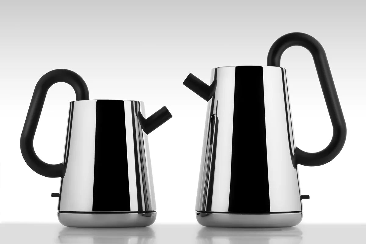 Alessi — Toru NE01/80 B | Bollitore elettrico Nendo in acciaio