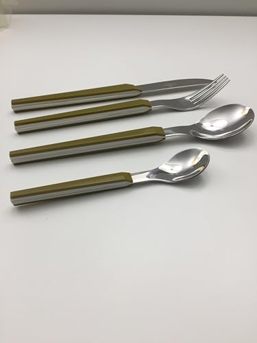 24 Piece Cutlery Set