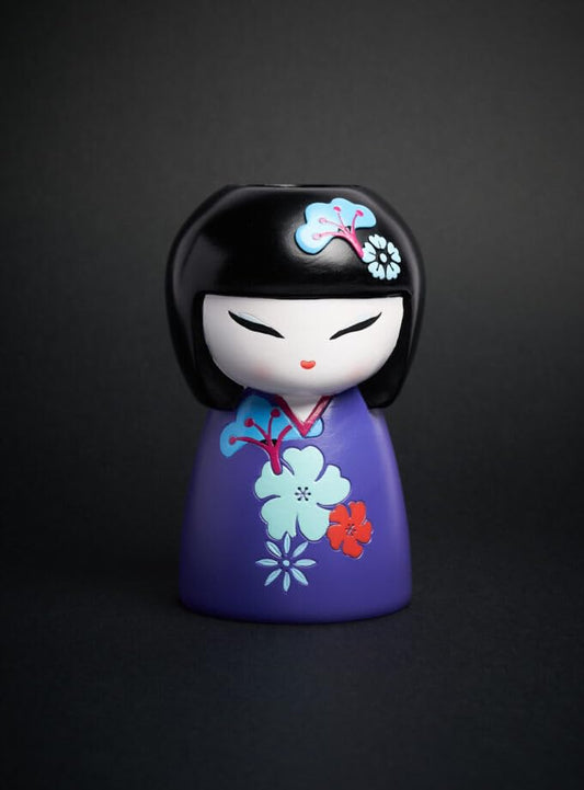 geisha vase of fortune