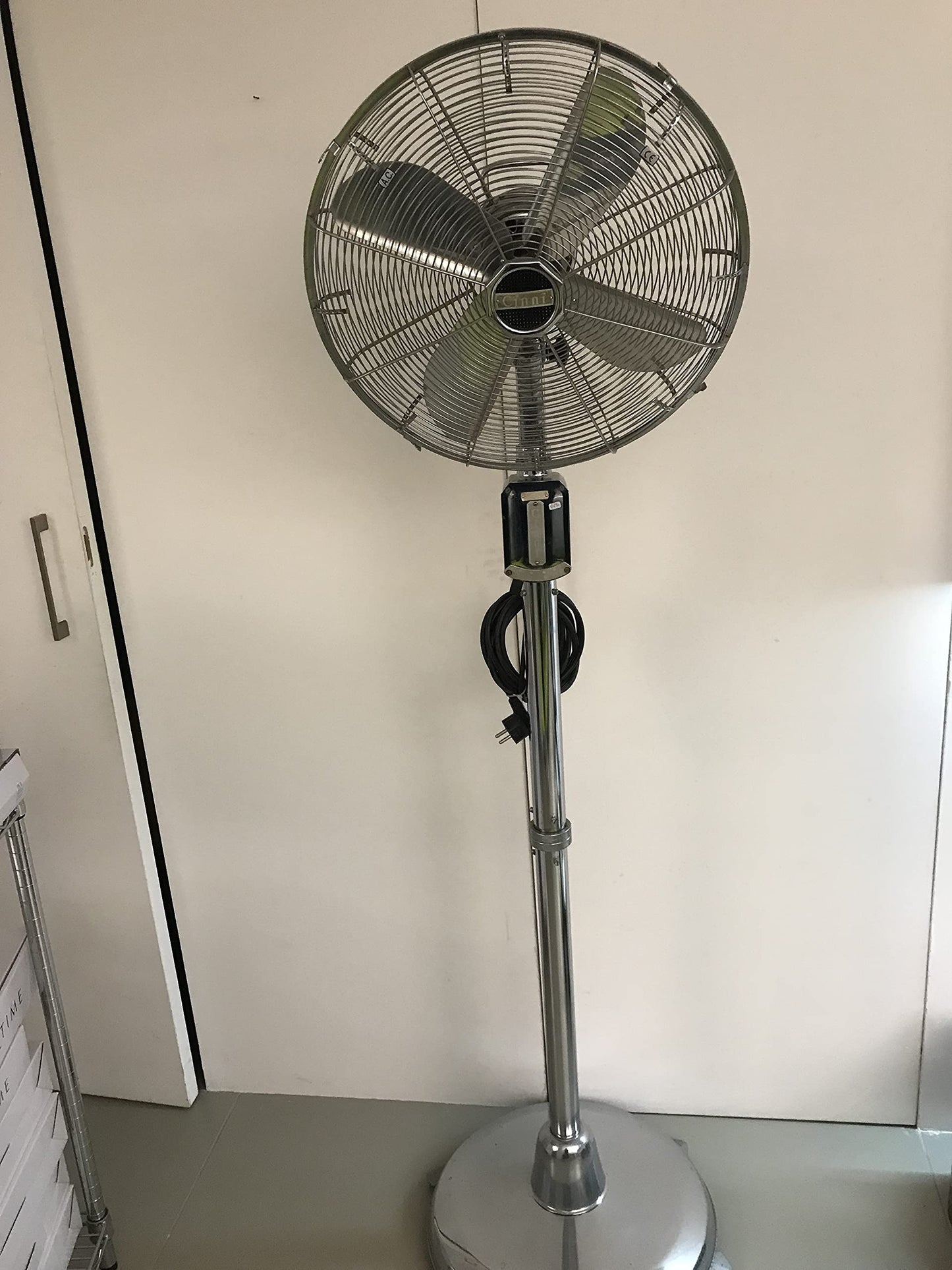 Cinni steel fan with oscillating movement h 160 cm 3 speeds