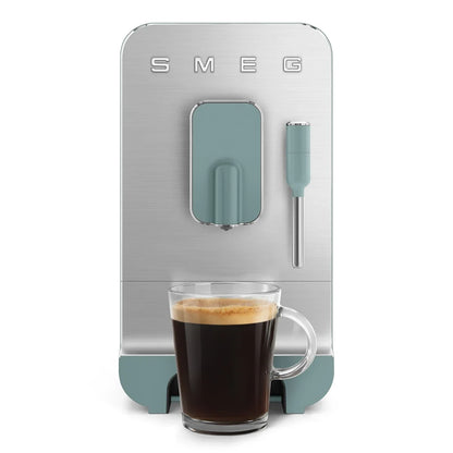 BCC12EGMEU__smeg-macchina-caffe-automatica-verde-smeraldo-opaco-10