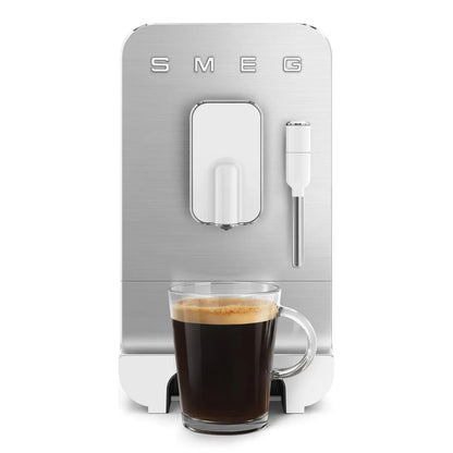 BCC12WHMEU__smeg-macchina-caffe-automatica-bianco-opaco-10