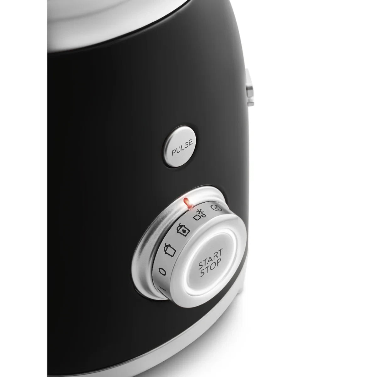 BLF03BLEU__smeg-frullatore-da-tavolo-50s-style-nero-06