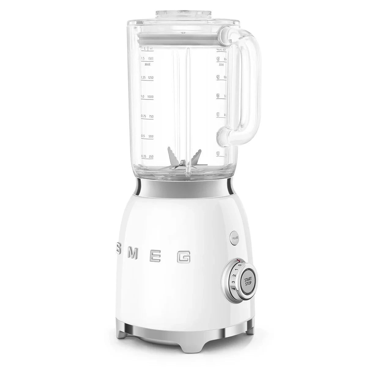 BLF03WHEU__smeg-frullatore-da-tavolo-50s-style-bianco-04