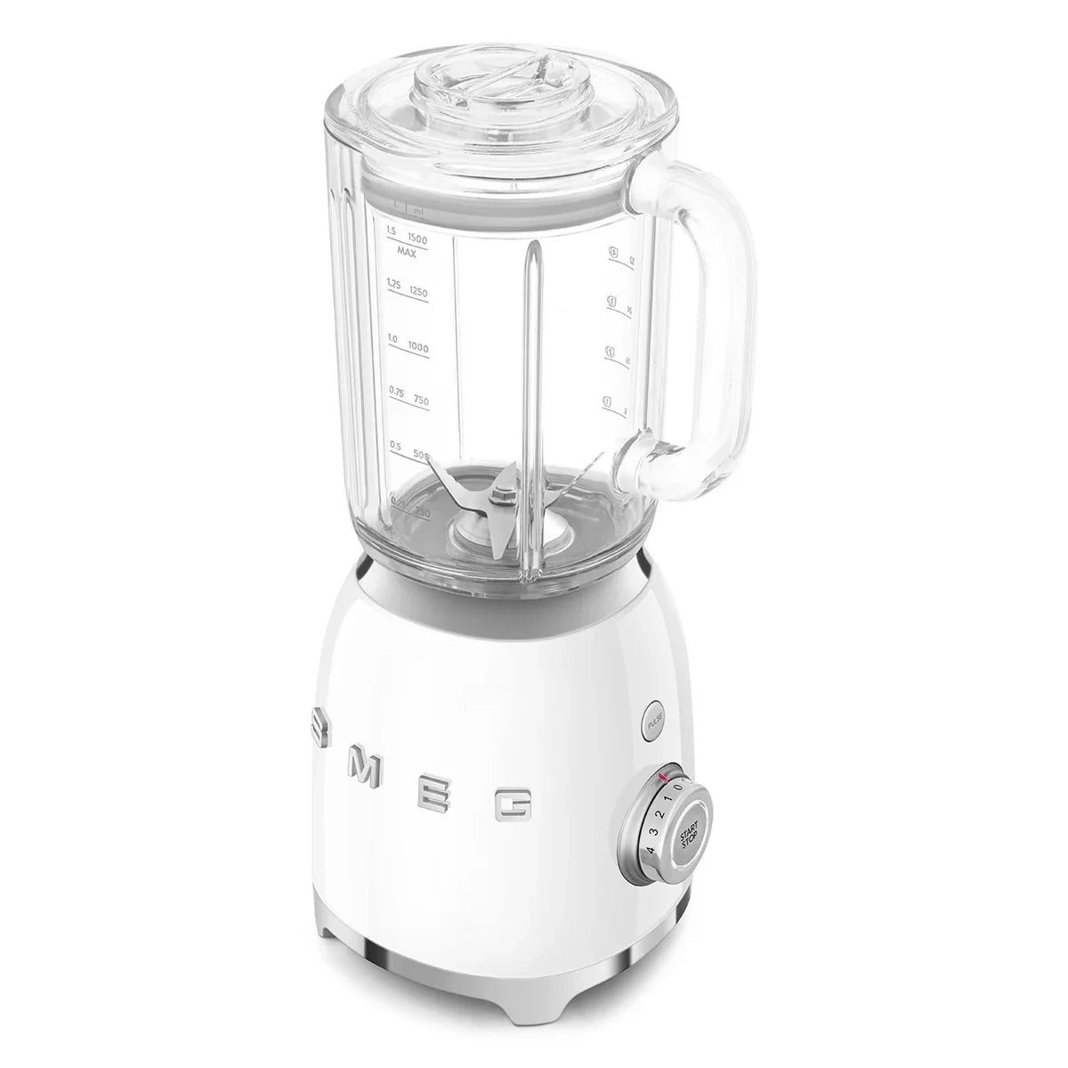 BLF03WHEU__smeg-frullatore-da-tavolo-50s-style-bianco-07