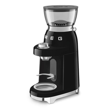CGF03BLEU__smeg-macinacaffe-multifunzione-50s-style-nero-05