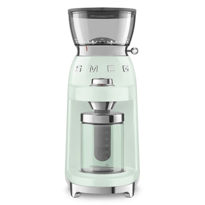 CGF03PGEU__smeg-macinacaffe-multifunzione-50s-style-verde-pastello-01