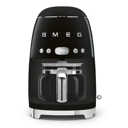 DCF02BLEU__smeg-macchina-caffe-filtrato-50s-style-nero-01.webp