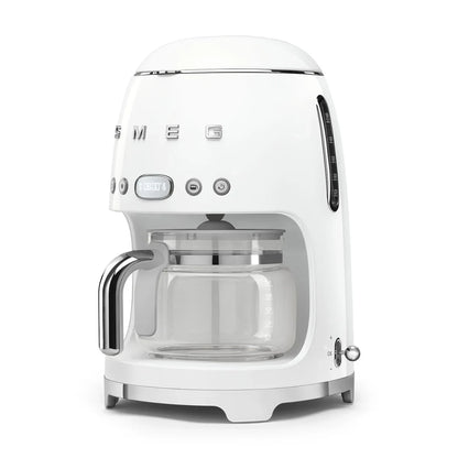 DCF02WHEU__smeg-macchina-caffe-filtrato-50s-style-bianco-04.webp