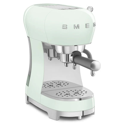 ECF02PGEU__smeg-macchina-caffe-espresso-manuale-50s-style-verde-pastello-03