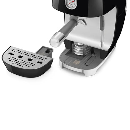 ECF03BLEU__smeg-macchina-caffe-espresso-estrazione-a-freddo-nero-07.webp