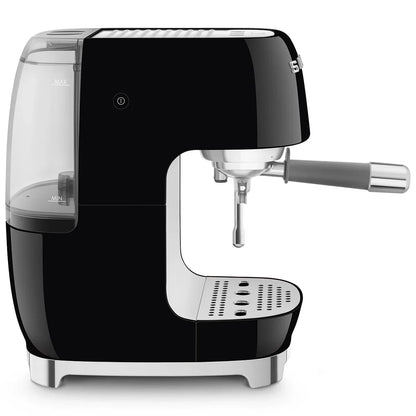 ECF03BLEU__smeg-macchina-caffe-espresso-estrazione-a-freddo-nero-08.webp