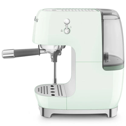ECF03PGEU__smeg-macchina-caffe-espresso-estrazione-a-freddo-verde-pastello-05.webp